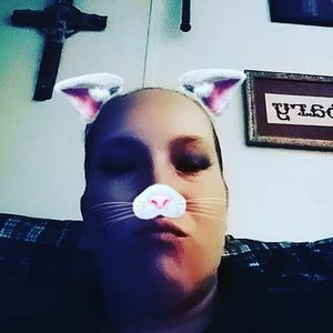 Meet your Posher, Angie